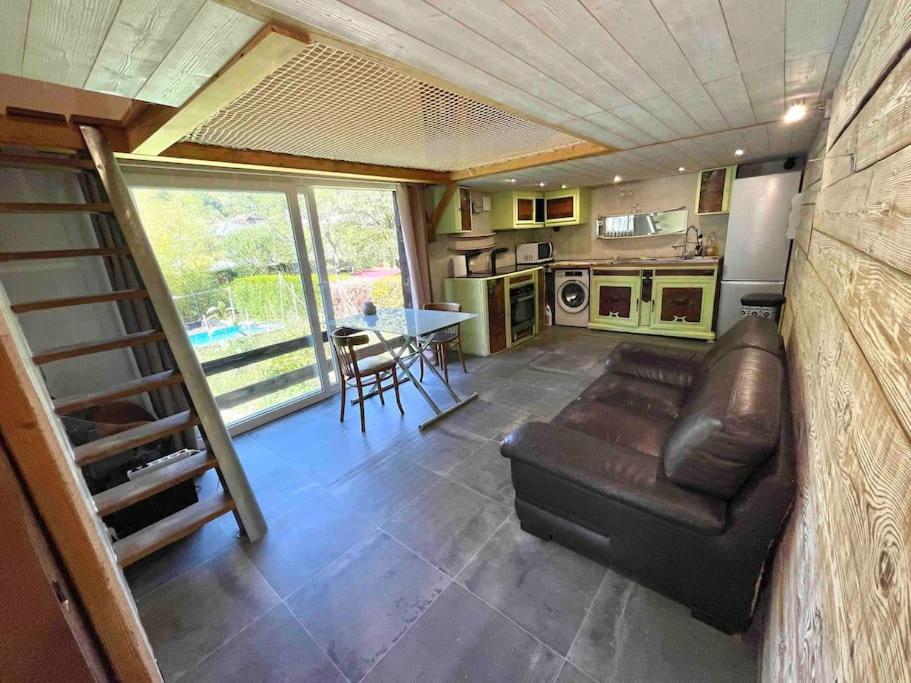 La Tiny House De Chaparon Apartment Lathuile Exterior foto